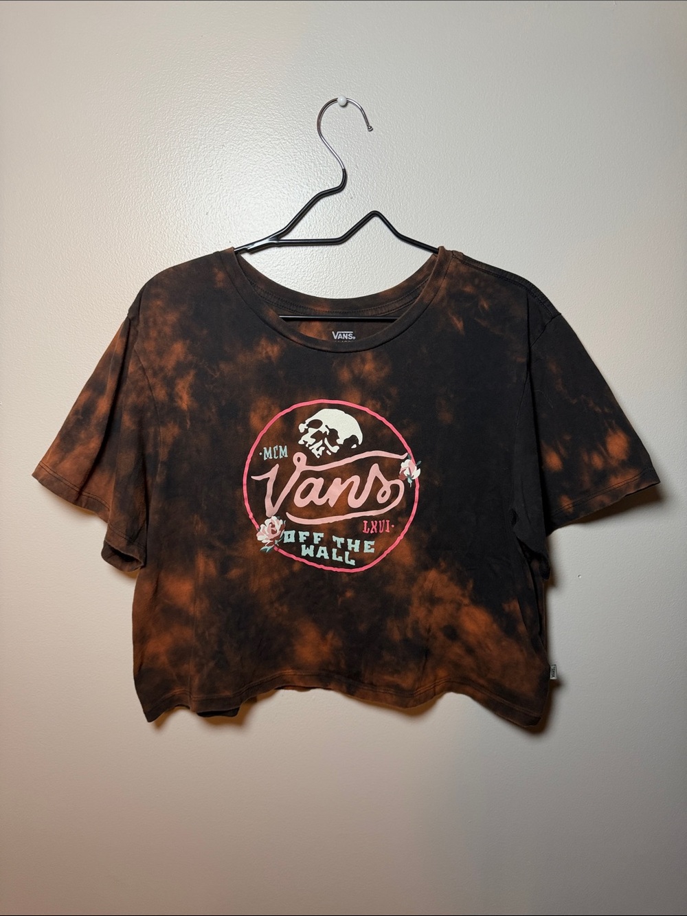 Vans Black Tie-Dye Crop Tee with Pink & Teal Skull Logo XL